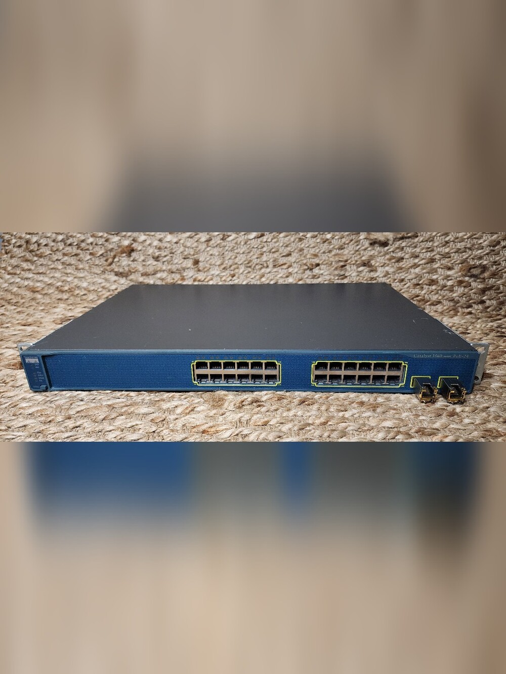 Cisco System Catalyst 3560G WS-C3560G-24PS-S 24-Port Gigabit Ethernet PoE Switch